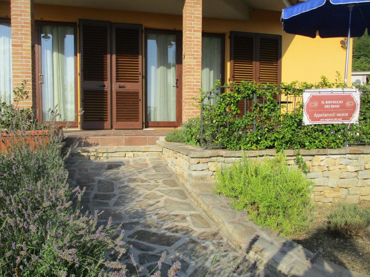 Il Risveglio Dei Sensi Villa Fossato di Vico Exterior photo