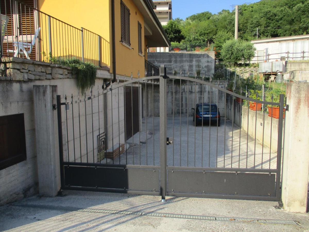 Il Risveglio Dei Sensi Villa Fossato di Vico Exterior photo